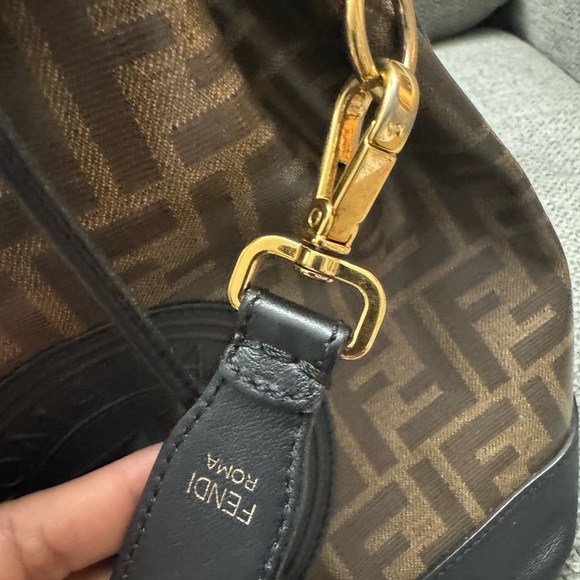 Authentic Fendi bucket - Picture 10 of 15